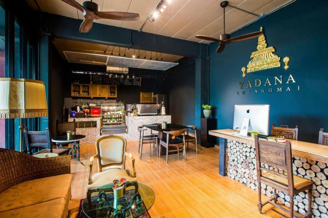Hotel Yadana Chiangmai Chiang Mai Habitación foto